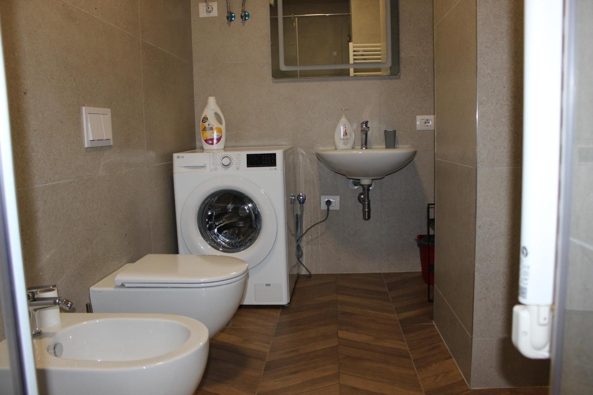 Delight Apartment Тирана Екстериор снимка
